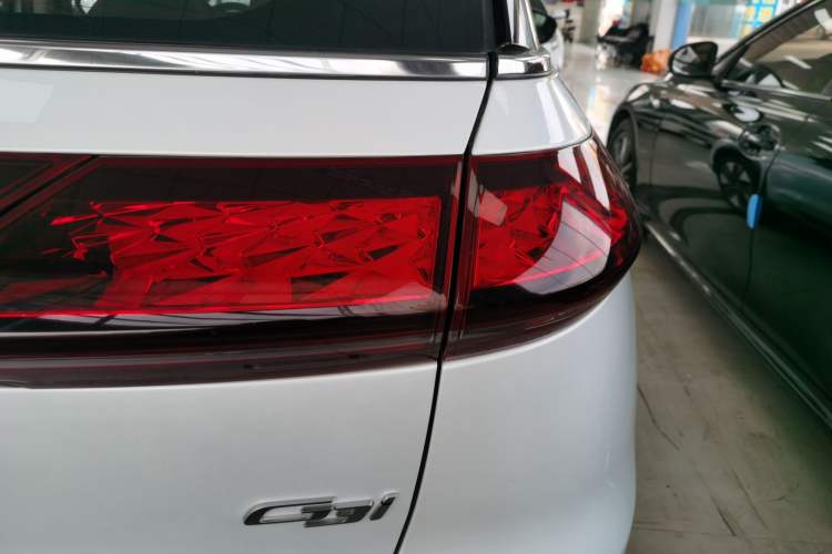 Used XPeng G3 2022 G3i 460G+ Exterior 3