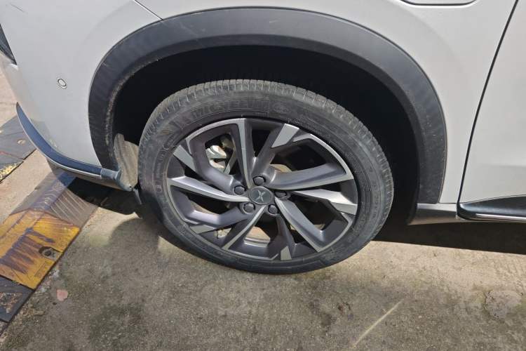 Used XPeng G3 2022 G3i 460N+ Exterior 4