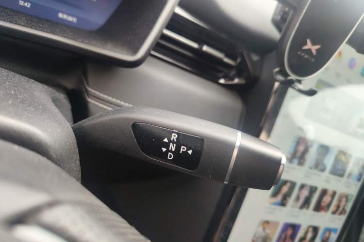 Used XPeng G3 2022 G3i 520N+ Gear Lever