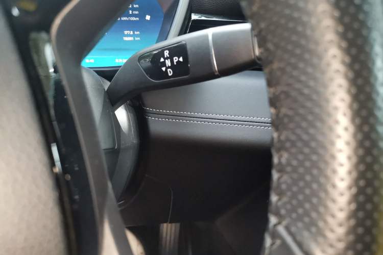 Used XPeng G3 2022 G3i 460N+ Gear Lever