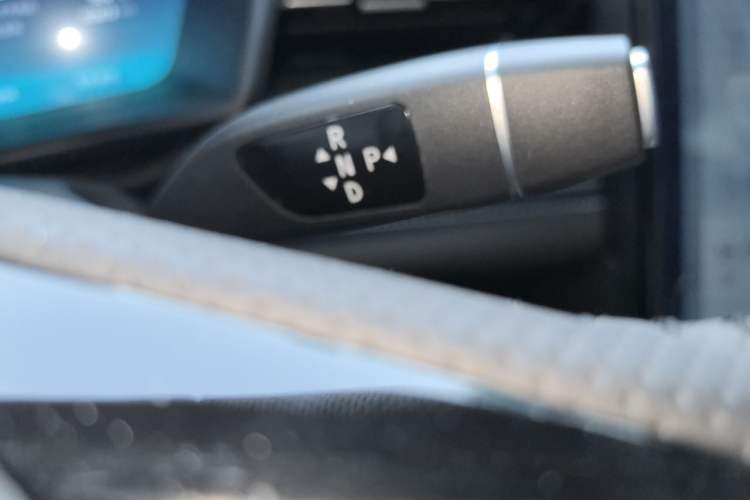 Used XPeng G3 2022 G3i 460N Gear Lever