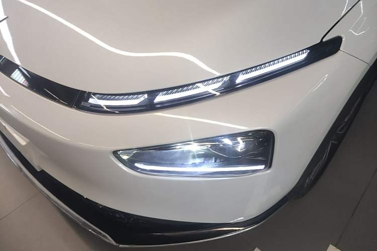 Used XPeng G3 2022 G3i 460G+ Left Front Headlight