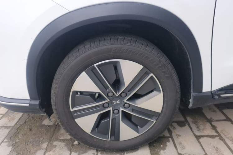 Used XPeng G3 2022 G3i 460G+ Left Front Wheel Hub