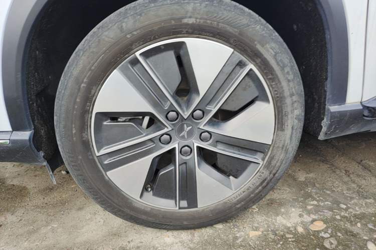 Used XPeng G3 2022 G3i 520N+ Left Front Wheel Hub