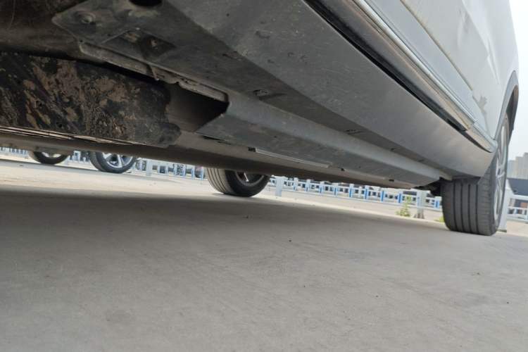 Used XPeng G3 2022 G3i 460G Left Side Sill