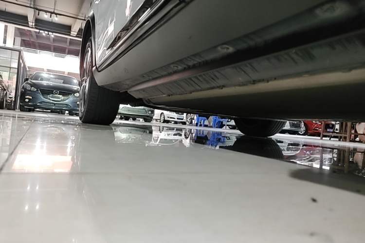 Used XPeng G3 2022 G3i 520N+ Left Side Sill