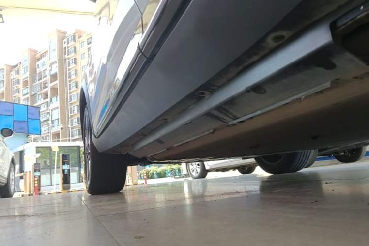 Used XPeng G3 2022 G3i 460G+ Left Side Sill
