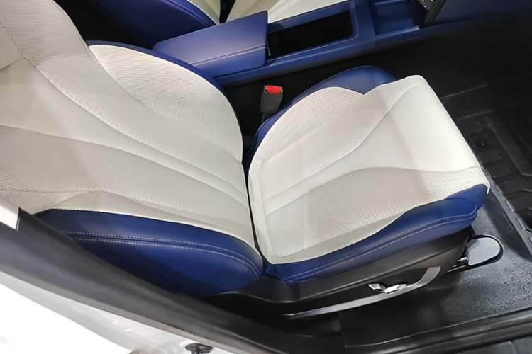 Used XPeng G3 2022 G3i 520N+ Right Front Seat