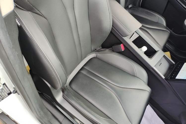 Used XPeng G3 2022 G3i 520N+ Right Front Seat