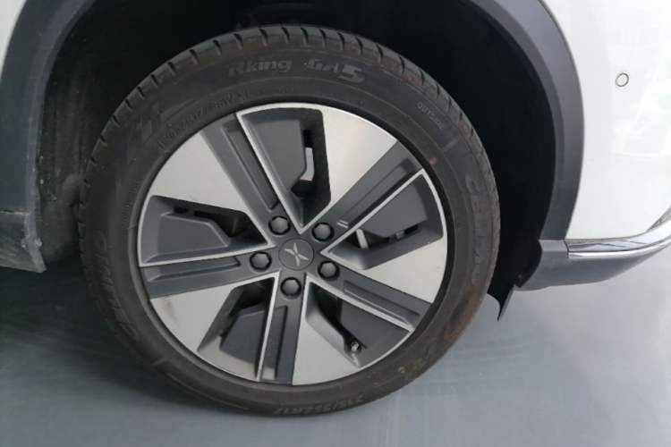 Used XPeng G3 2022 G3i 460N Right Front Wheel Hub