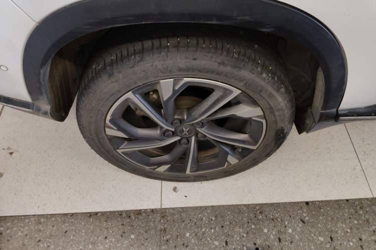 Used XPeng G3 2022 G3i 460N Right Rear Wheel Hub
