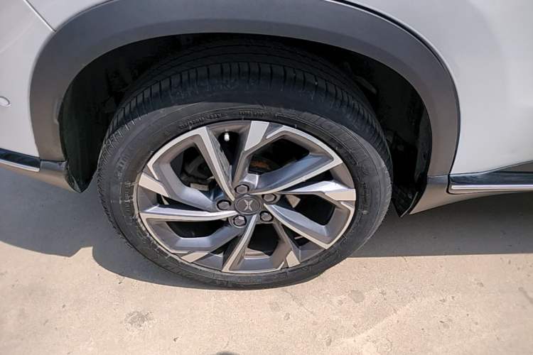 Used XPeng G3 2022 G3i 520N+ Right Rear Wheel Hub