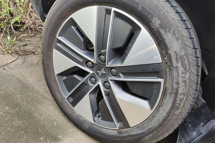Used XPeng G3 2022 G3i 520N+ Right Rear Wheel Hub