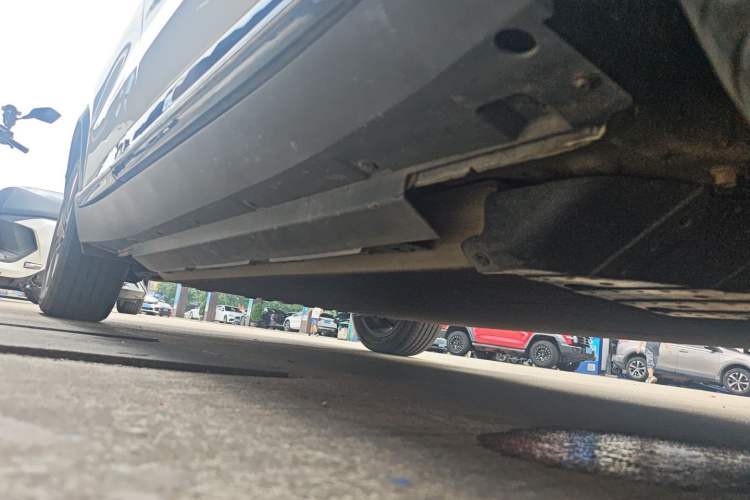 Used XPeng G3 2022 G3i 460N+ Right Side Sill