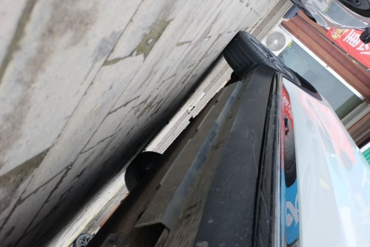 Used XPeng G3 2022 G3i 460G+ Right Side Sill