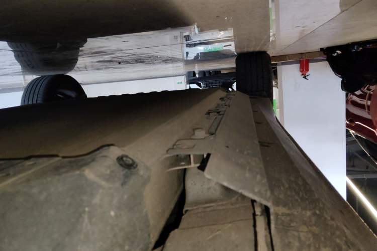 Used XPeng G3 2022 G3i 460N Right Side Sill