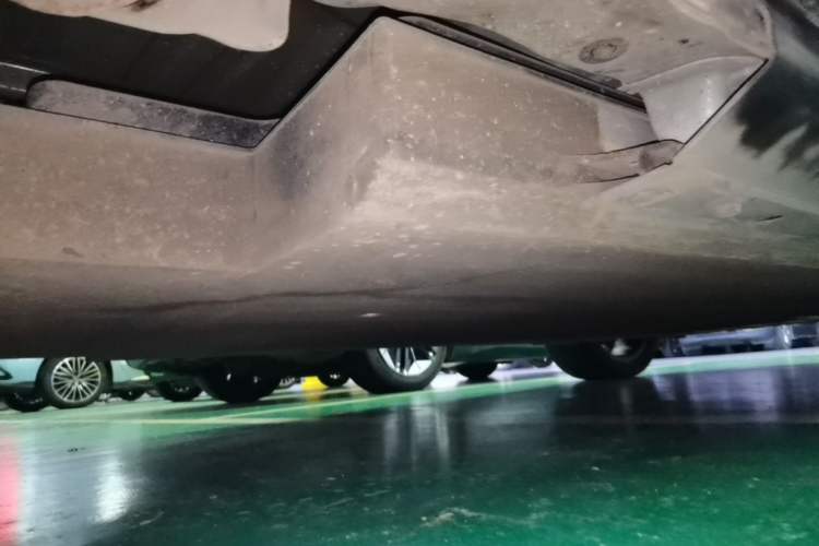Used XPeng G3 2022 G3i 460N Right Side Sill