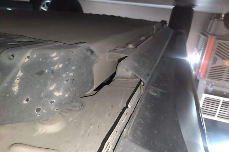 Used XPeng G3 2022 G3i 460G+ Right Side Sill