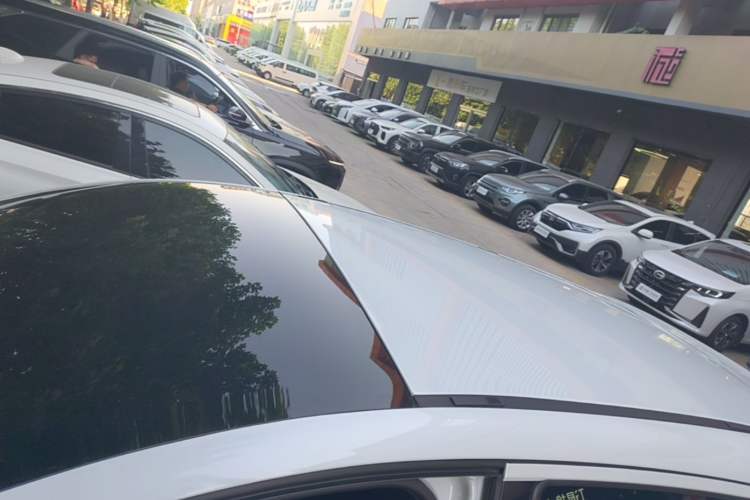 Used XPeng G3 2022 G3i 460G+ Roof