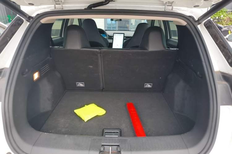 Used XPeng G3 2022 G3i 520N+ Trunk