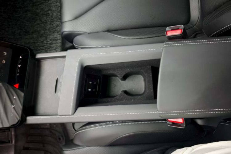 Used XPeng G3 2022 G3i 460N Interior 11