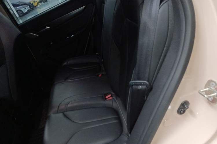 Used XPeng G3 2022 G3i 460N Interior 4