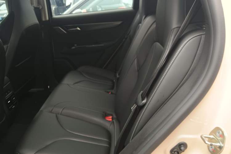 Used XPeng G3 2022 G3i 520N+ Left Rear Seat