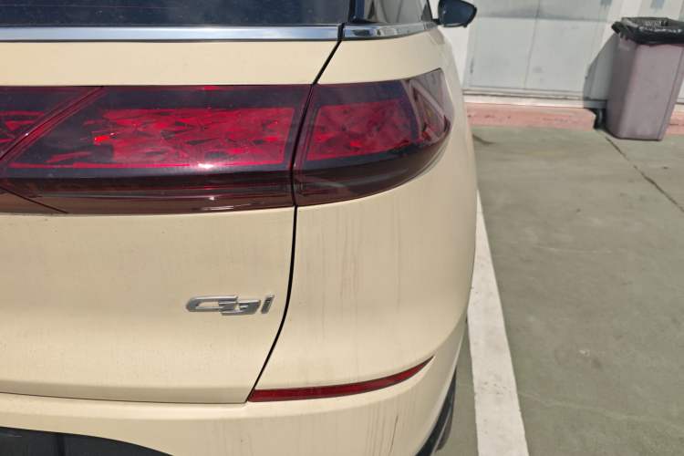 Used XPeng G3 2022 G3i 460G+ Right Rear Taillight