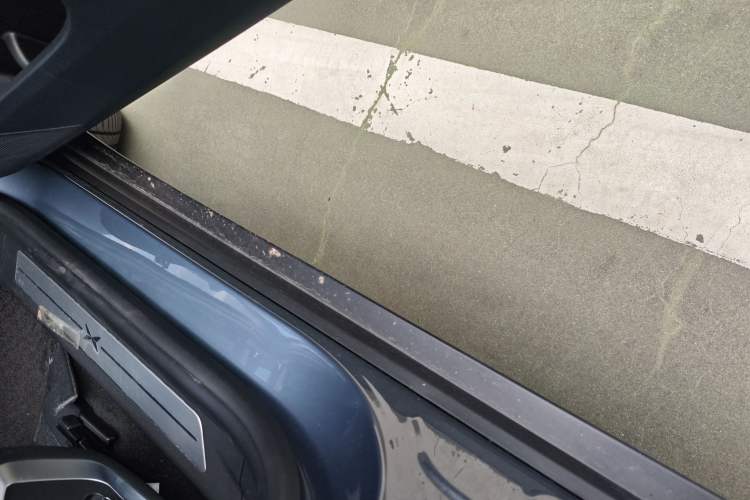 Used XPeng G3 2022 G3i 460G+ Right Side Sill