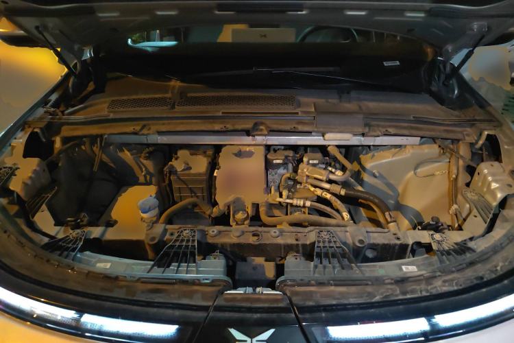 Used XPeng G6 2023 580 Long-Range Pro Engine Bay