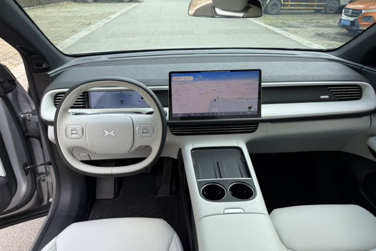 Used XPeng G6 2023 580 Long-Range Pro Interior 3