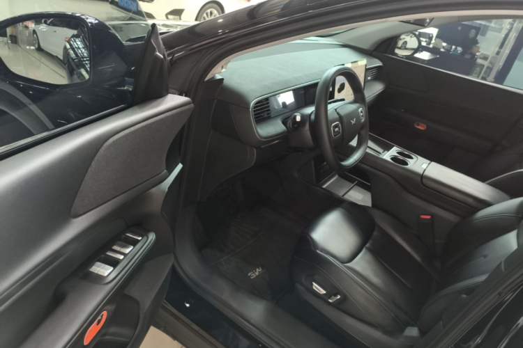 Used XPeng G6 2023 580 Long-Range Pro Driver Seat