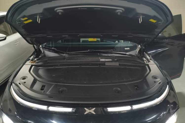 Used XPeng G6 2023 700 Four-Wheel Drive Performance Max Engine Bay