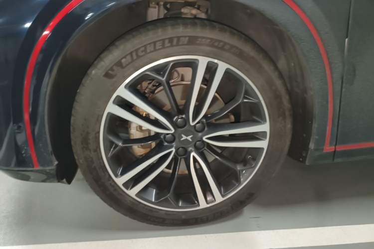 Used XPeng G6 2023 700 Four-Wheel Drive Performance Max Exterior 4