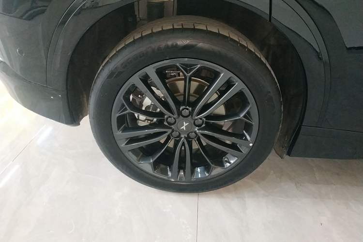Used XPeng G6 2023 580 Long-Range Max Exterior 5