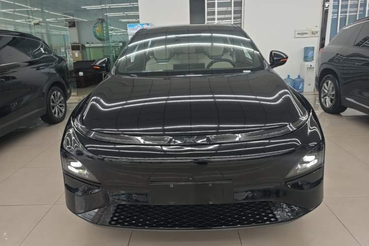 Used XPeng G6 2023 580 Long-Range Pro Front