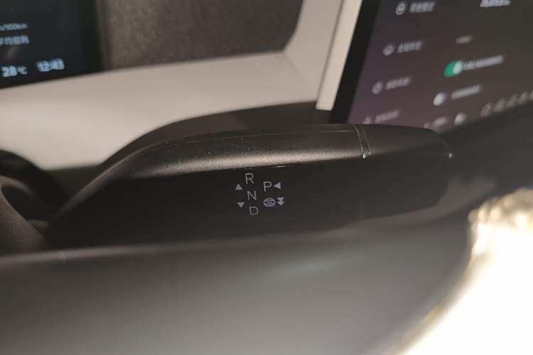 Used XPeng G6 2023 700 Four-Wheel Drive Performance Max Gear Lever