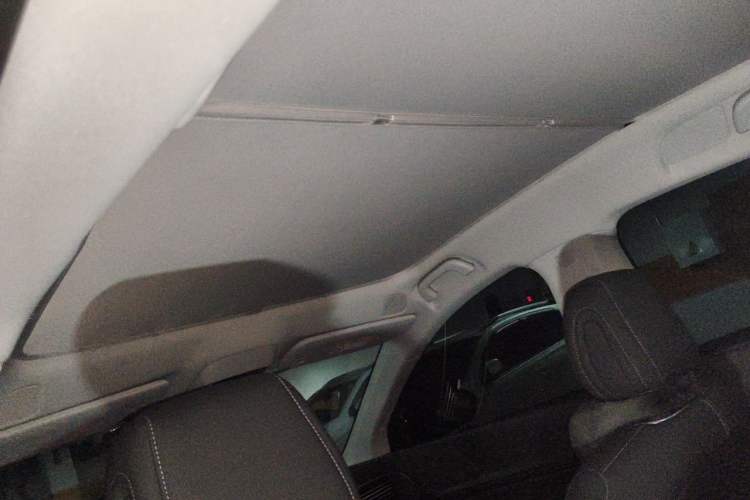 Used XPeng G6 2023 580 Long-Range Pro Headliner