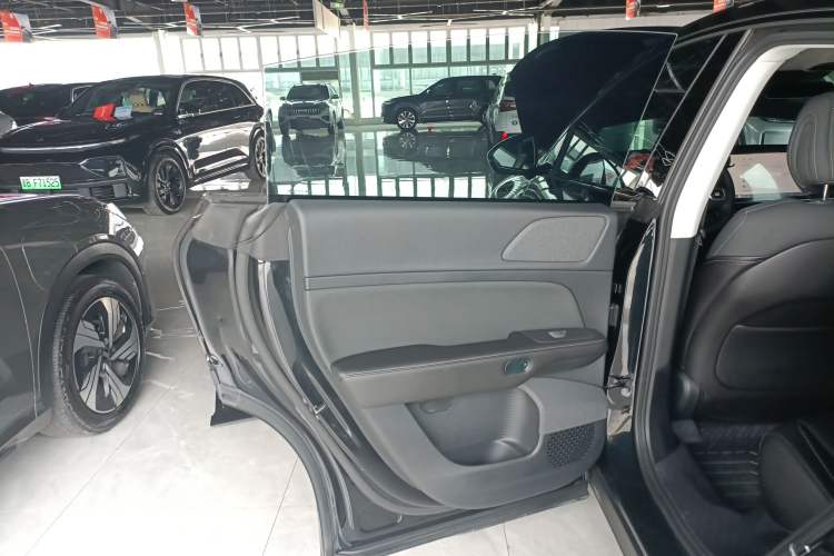 Used XPeng G6 2023 700 Four-Wheel Drive Performance Max Interior 8
