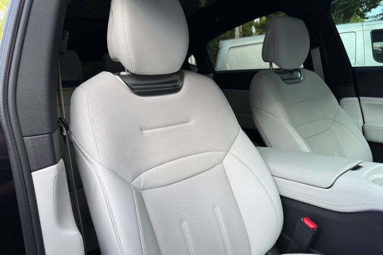 Used XPeng G6 2023 580 Long-Range Pro Interior 8