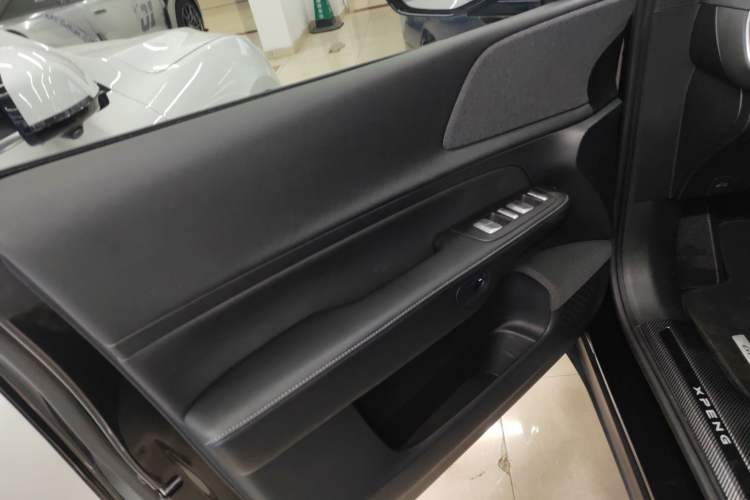 Used XPeng G6 2023 580 Long-Range Pro Left Front Door Interior