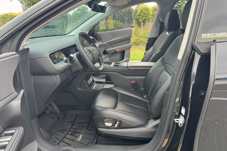 Used XPeng G6 2023 580 Long-Range Pro Left Front Seat