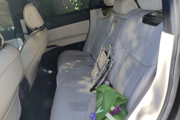 Used XPeng G6 2023 580 Long-Range Max Left Rear Seat
