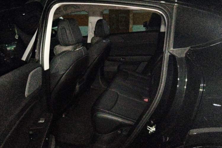 Used XPeng G6 2023 580 Long-Range Pro Left Rear Seat