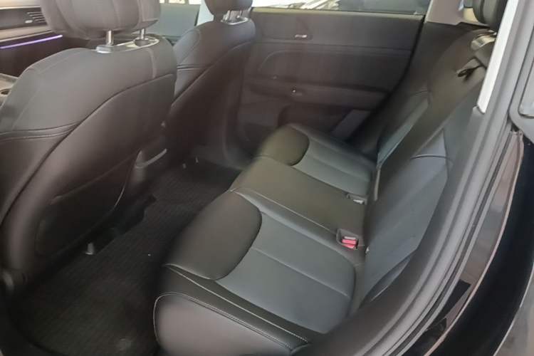 Used XPeng G6 2023 755 Ultra-Long Range Max Left Rear Seat
