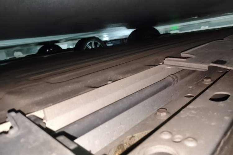 Used XPeng G6 2023 700 Four-Wheel Drive Performance Max Left Side Sill