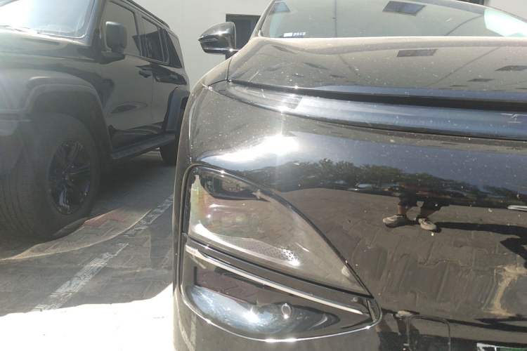 Used XPeng G6 2023 580 Long-Range Max Right Front Headlight