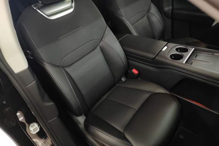 Used XPeng G6 2023 580 Long-Range Pro Right Front Seat