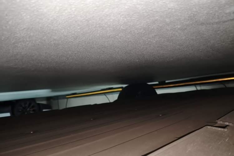Used XPeng G6 2023 700 Four-Wheel Drive Performance Max Right Side Sill