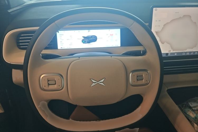 Used XPeng G6 2023 580 Long-Range Max Steering Wheel
